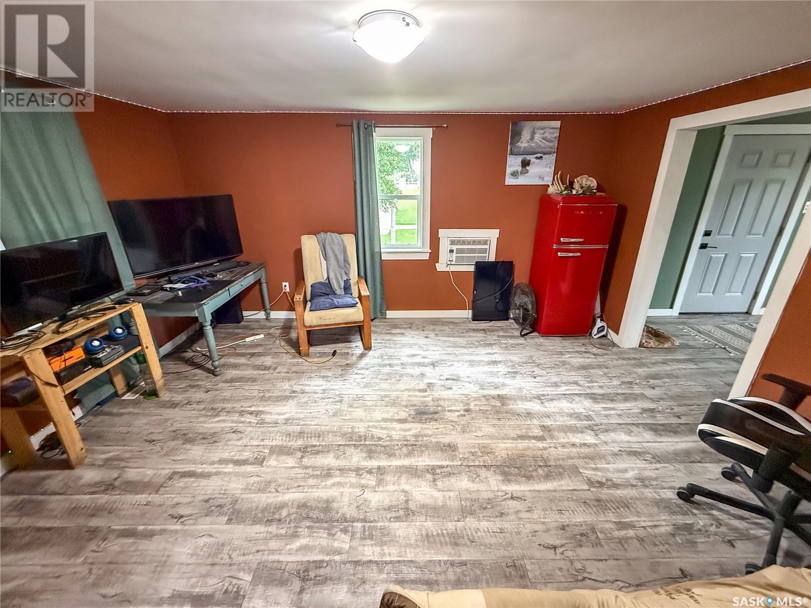 224 Front Street, Eastend, Saskatchewan  S0N 0T0 - Photo 6 - SK014061