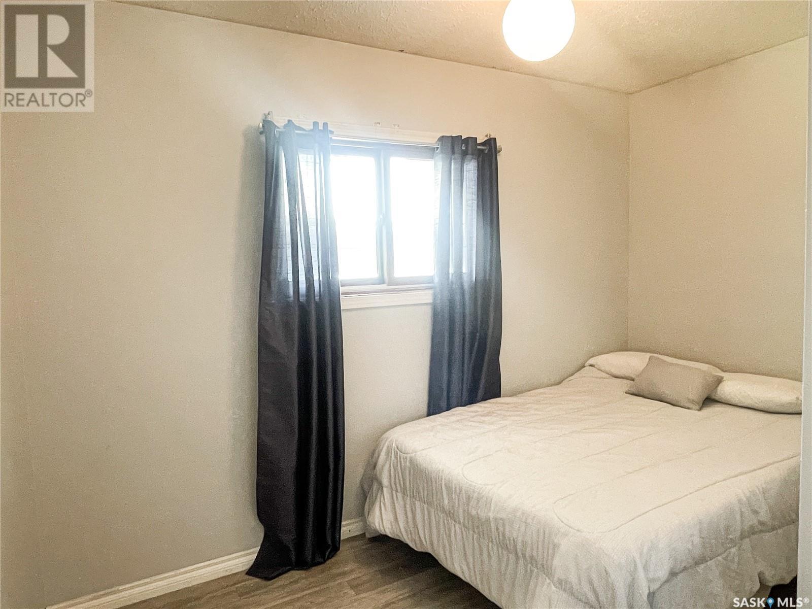 405 1st Street E, Meadow Lake, Saskatchewan  S9X 1E8 - Photo 13 - SK014002