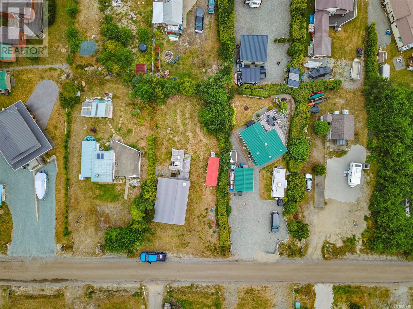 1098 Sixth Ave, Ucluelet, British Columbia  V0R 3A0 - Photo 11 - 1008719