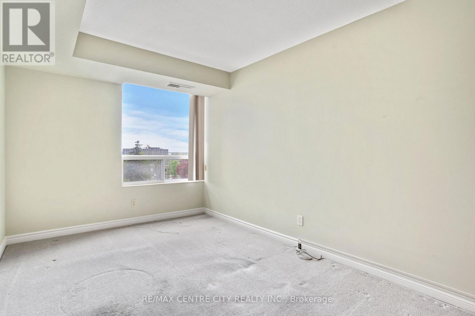 808 - 4 Willow Street, Waterloo, Ontario  N2J 4S2 - Photo 22 - X12313068