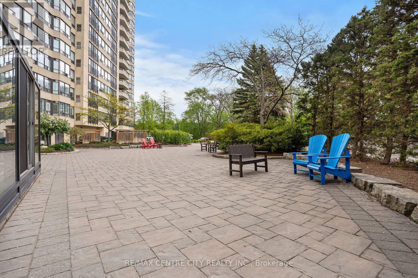 808 - 4 Willow Street, Waterloo, Ontario  N2J 4S2 - Photo 31 - X12313068