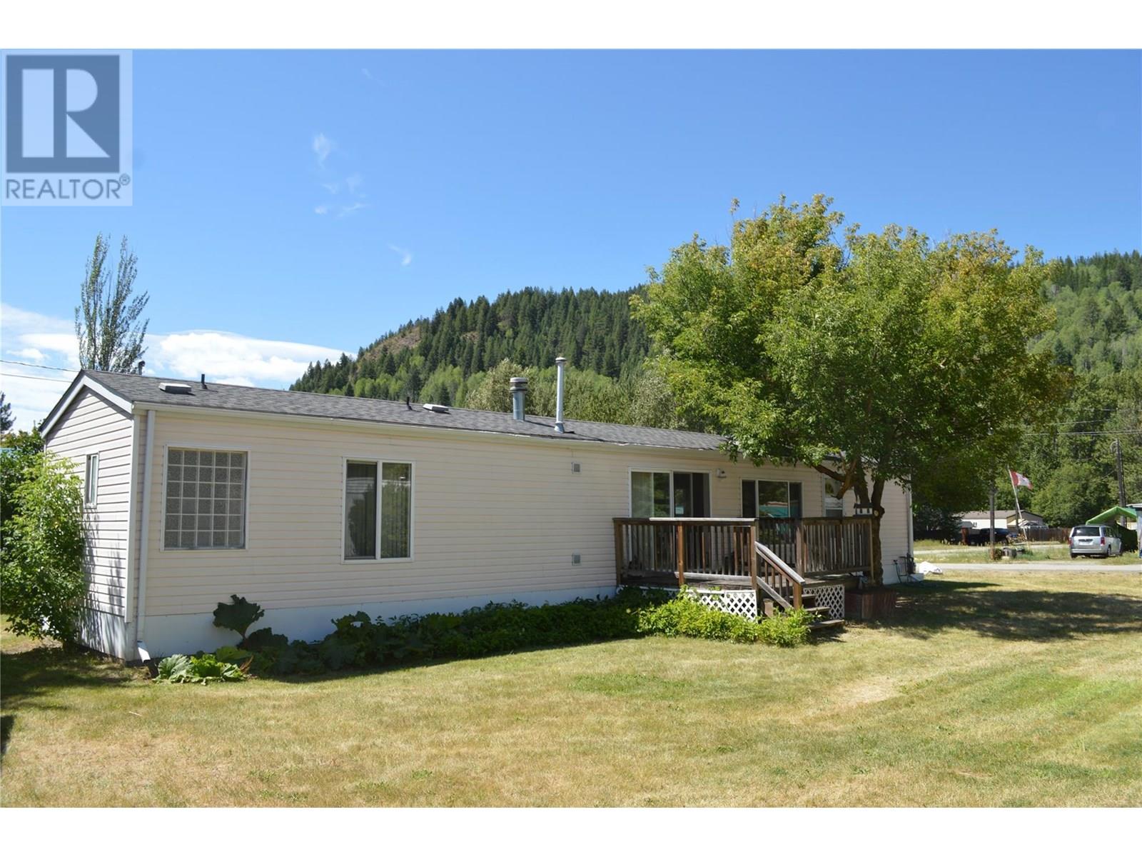 690 Copper Avenue N, greenwood, British Columbia