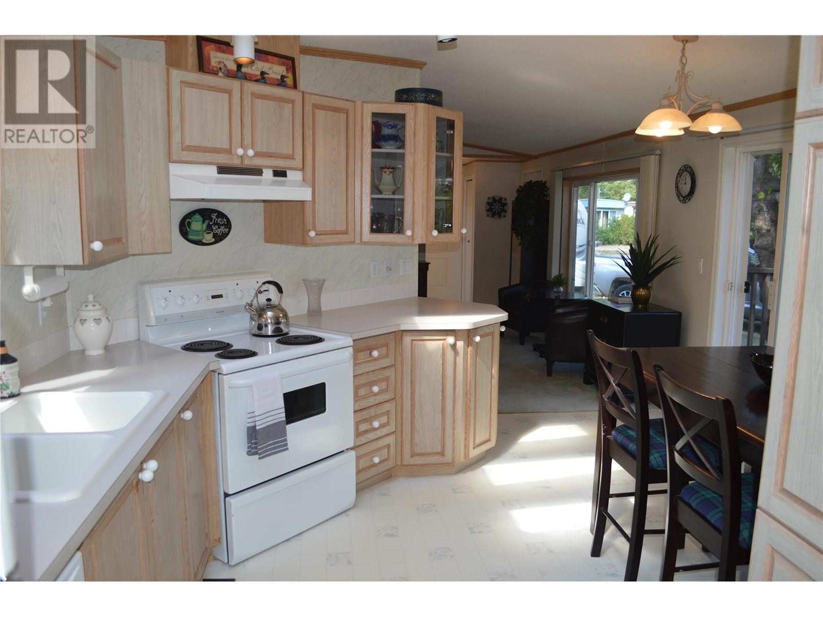 690 Copper Avenue N, Greenwood, British Columbia  V0H 1J0 - Photo 19 - 10357352