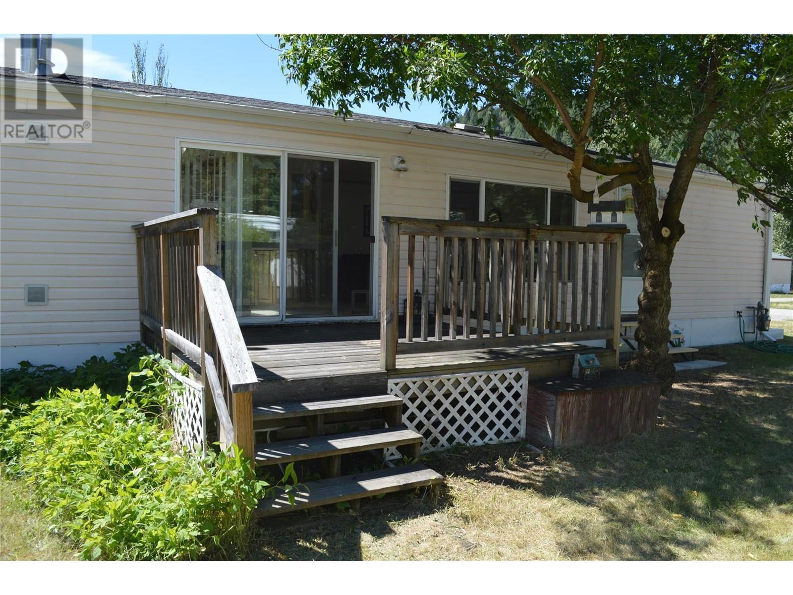 690 Copper Avenue N, Greenwood, British Columbia  V0H 1J0 - Photo 5 - 10357352