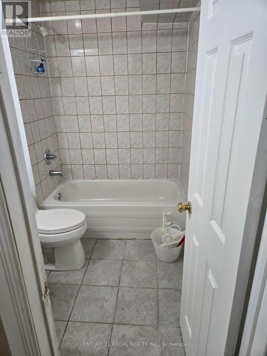 Basement # 2 - 45 Flower Crescent, Toronto, Ontario  M1X 1V9 - Photo 2 - E12312970