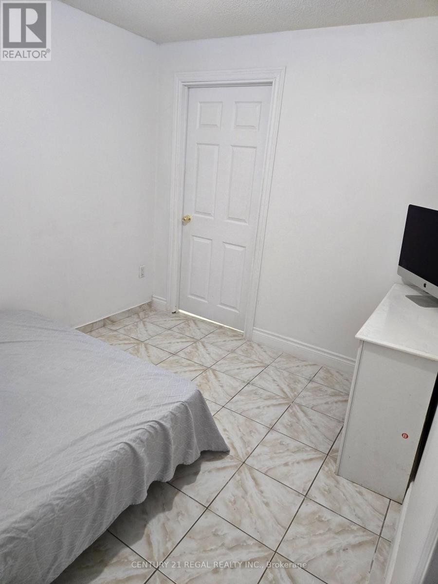 Basement # 2 - 45 Flower Crescent, Toronto, Ontario  M1X 1V9 - Photo 5 - E12312970