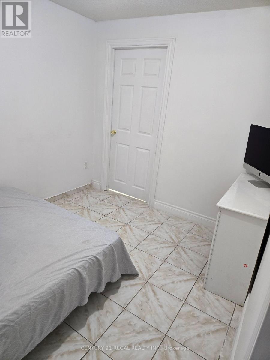 Basement # 2 - 45 Flower Crescent, Toronto, Ontario  M1X 1V9 - Photo 6 - E12312970