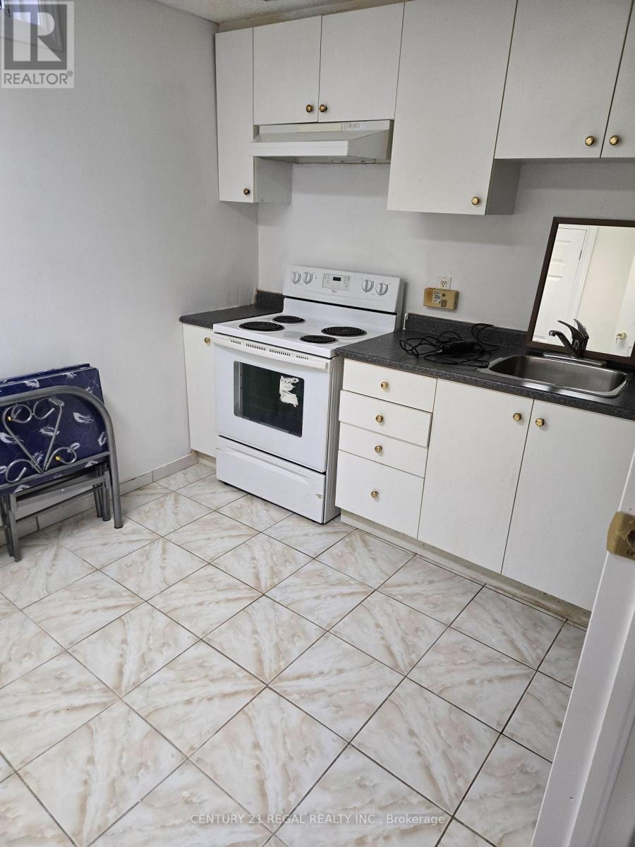 Basement # 2 - 45 Flower Crescent, Toronto, Ontario  M1X 1V9 - Photo 7 - E12312970