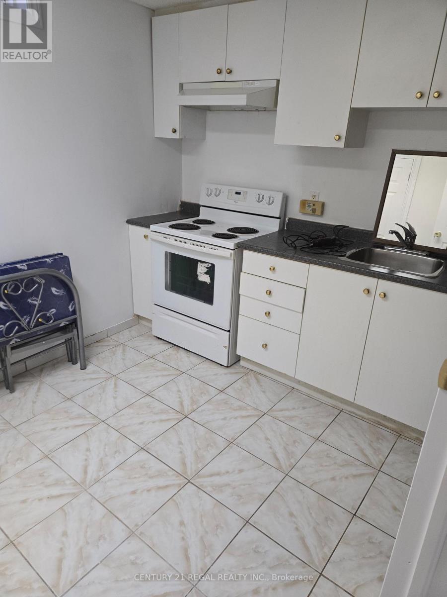 Basement # 2 - 45 Flower Crescent, Toronto, Ontario  M1X 1V9 - Photo 8 - E12312970