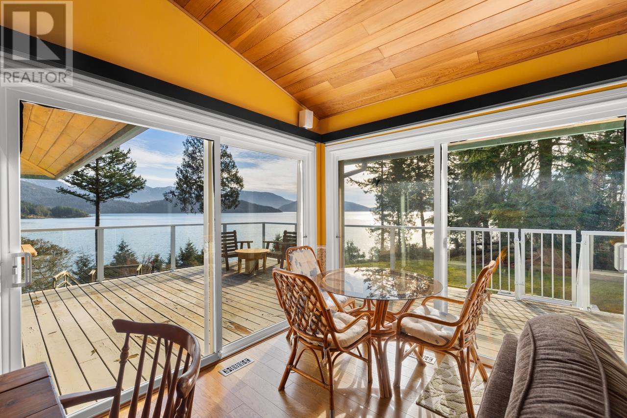 724 The Grove Road, Gambier Island, British Columbia  V0N 1V0 - Photo 14 - R3031627