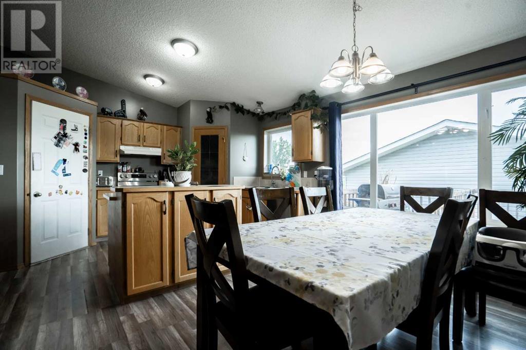 Property at 5214 45 ST image 5