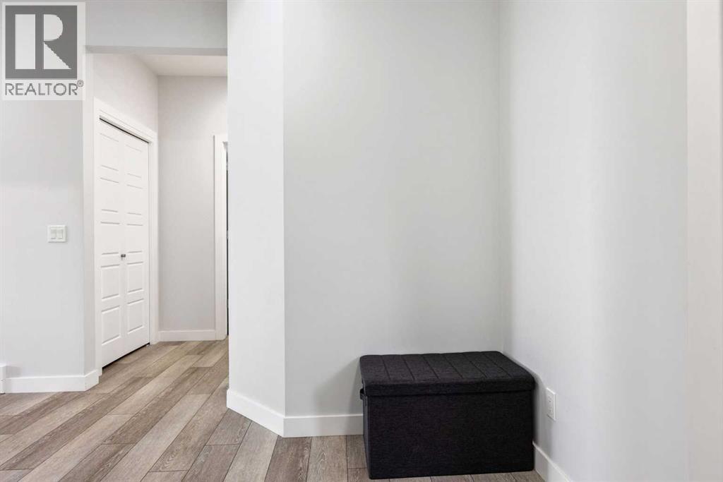 Property at 49 Emerson Crescent image 3