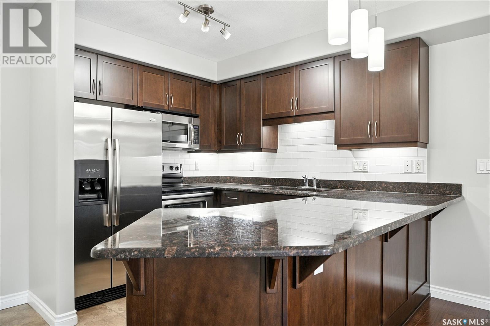 Property at 105 227 PINEHOUSE DRIVE image 5