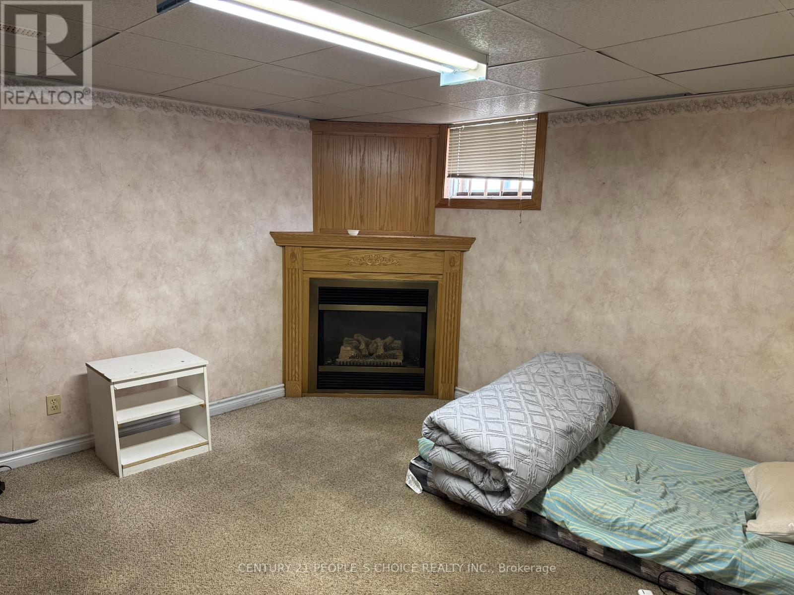 57 Sinclair Street, Belleville, Ontario  K8P 3S7 - Photo 12 - X12313024