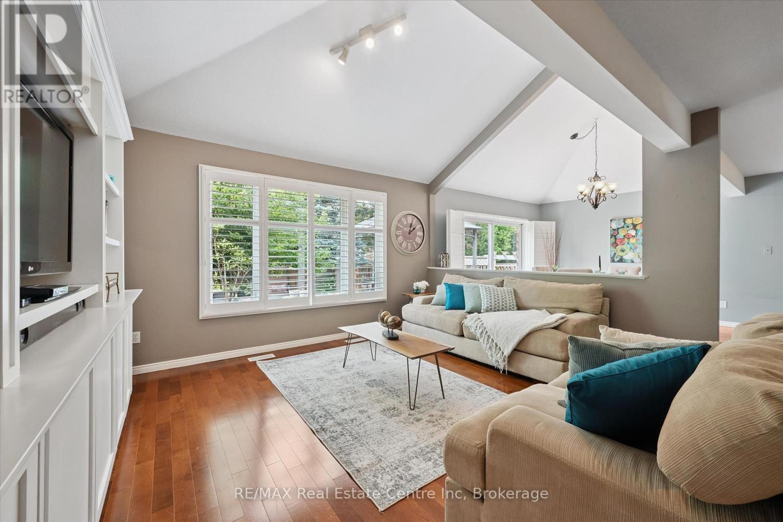 Property at 51 MARSH CRESCENT image 3