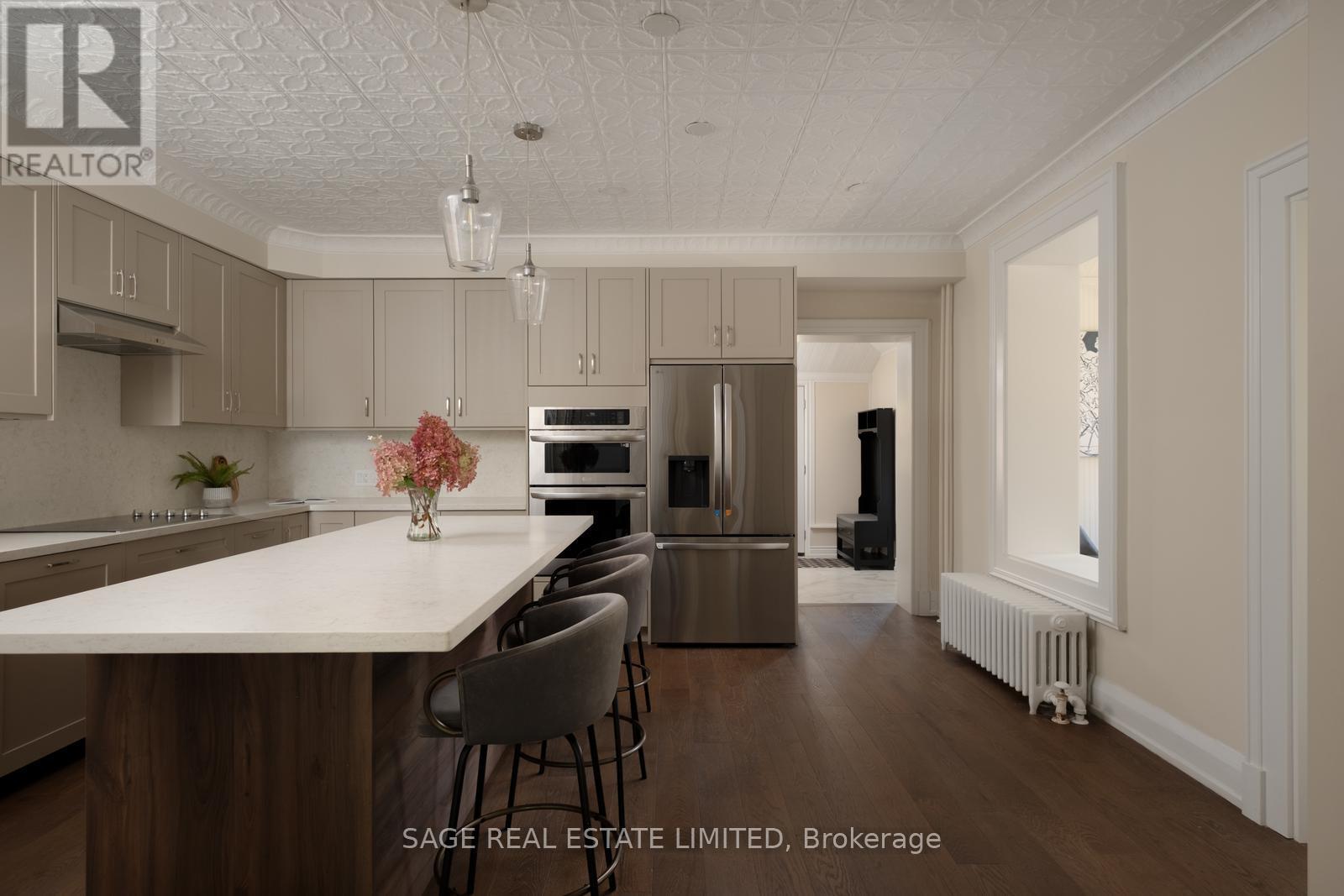 14 Halton Street, Toronto (Trinity-Bellwoods), Ontario  M6J 1R3 - Photo 18 - C12276303