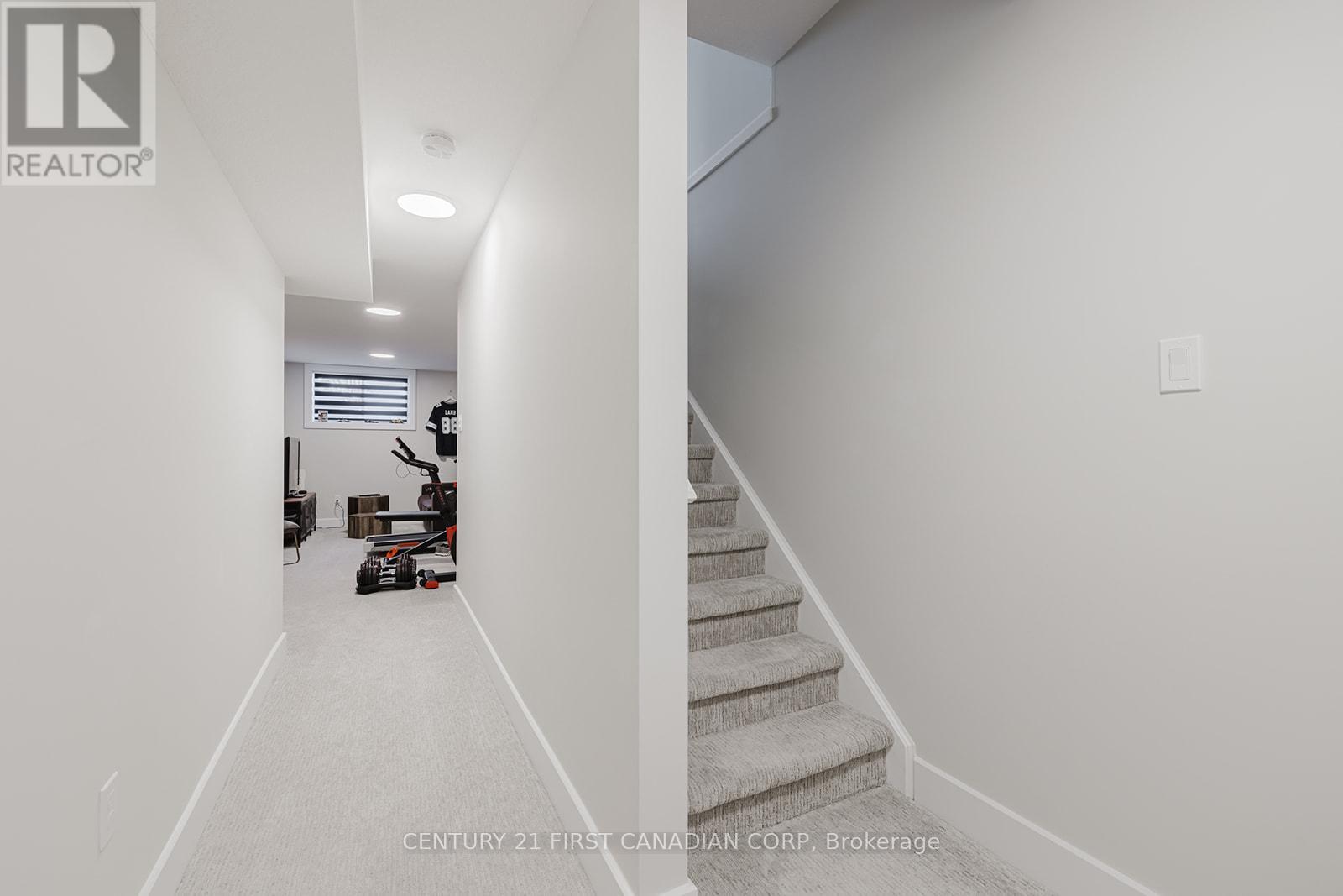 9 - 601 Lions Park Drive, Strathroy-Caradoc, Ontario  N0L 1W0 - Photo 19 - X12313176