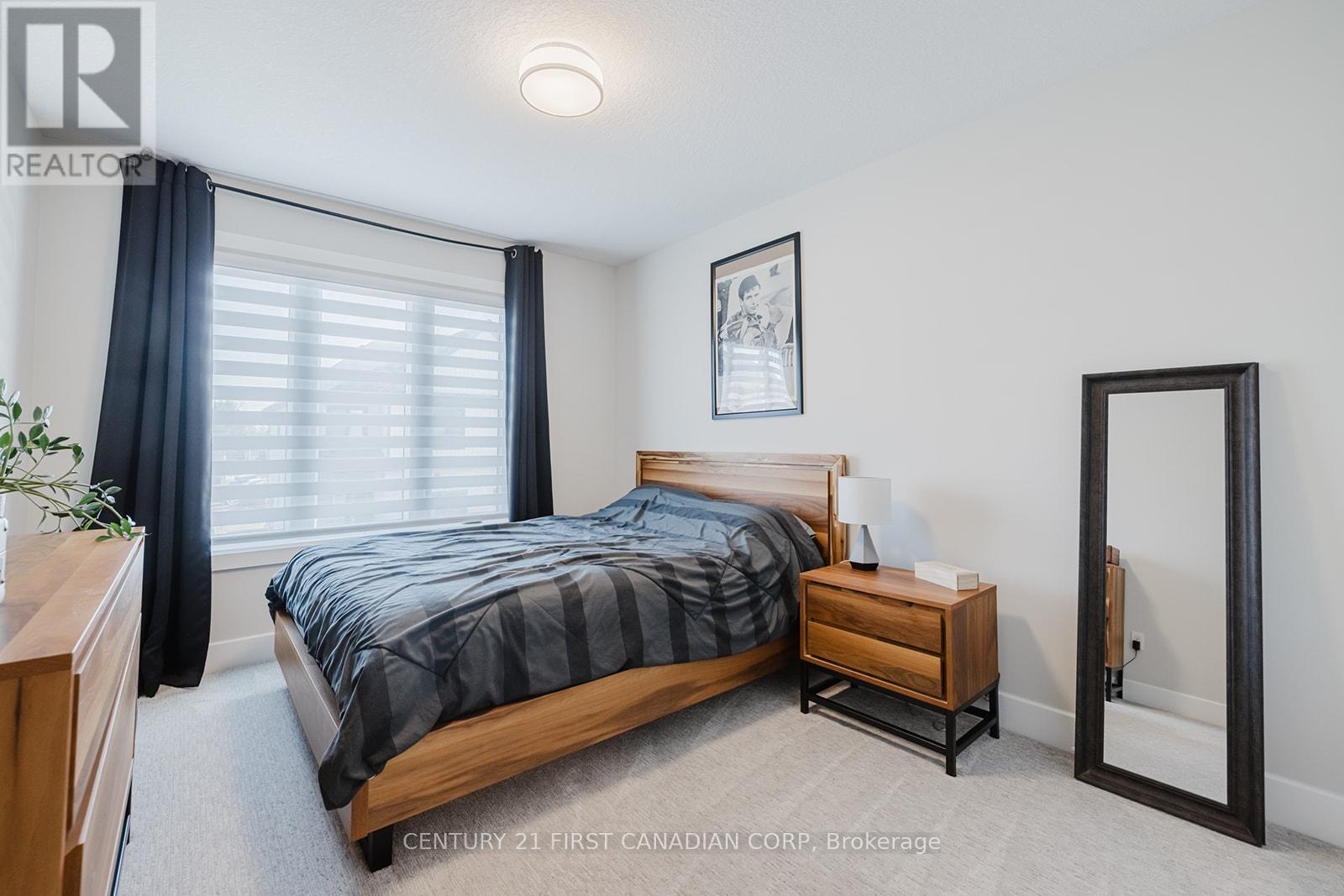9 - 601 Lions Park Drive, Strathroy-Caradoc, Ontario  N0L 1W0 - Photo 20 - X12313176