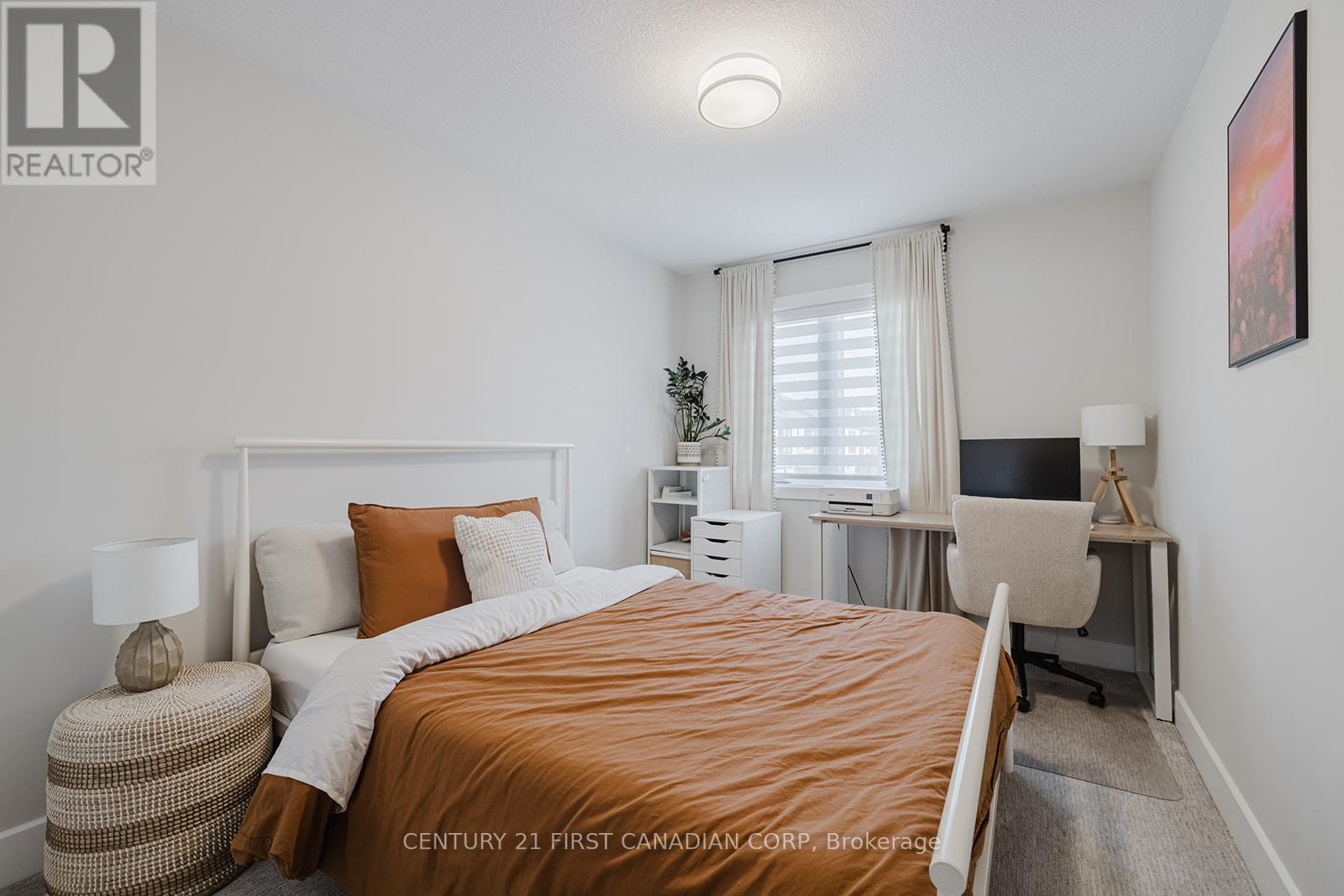 9 - 601 Lions Park Drive, Strathroy-Caradoc, Ontario  N0L 1W0 - Photo 22 - X12313176