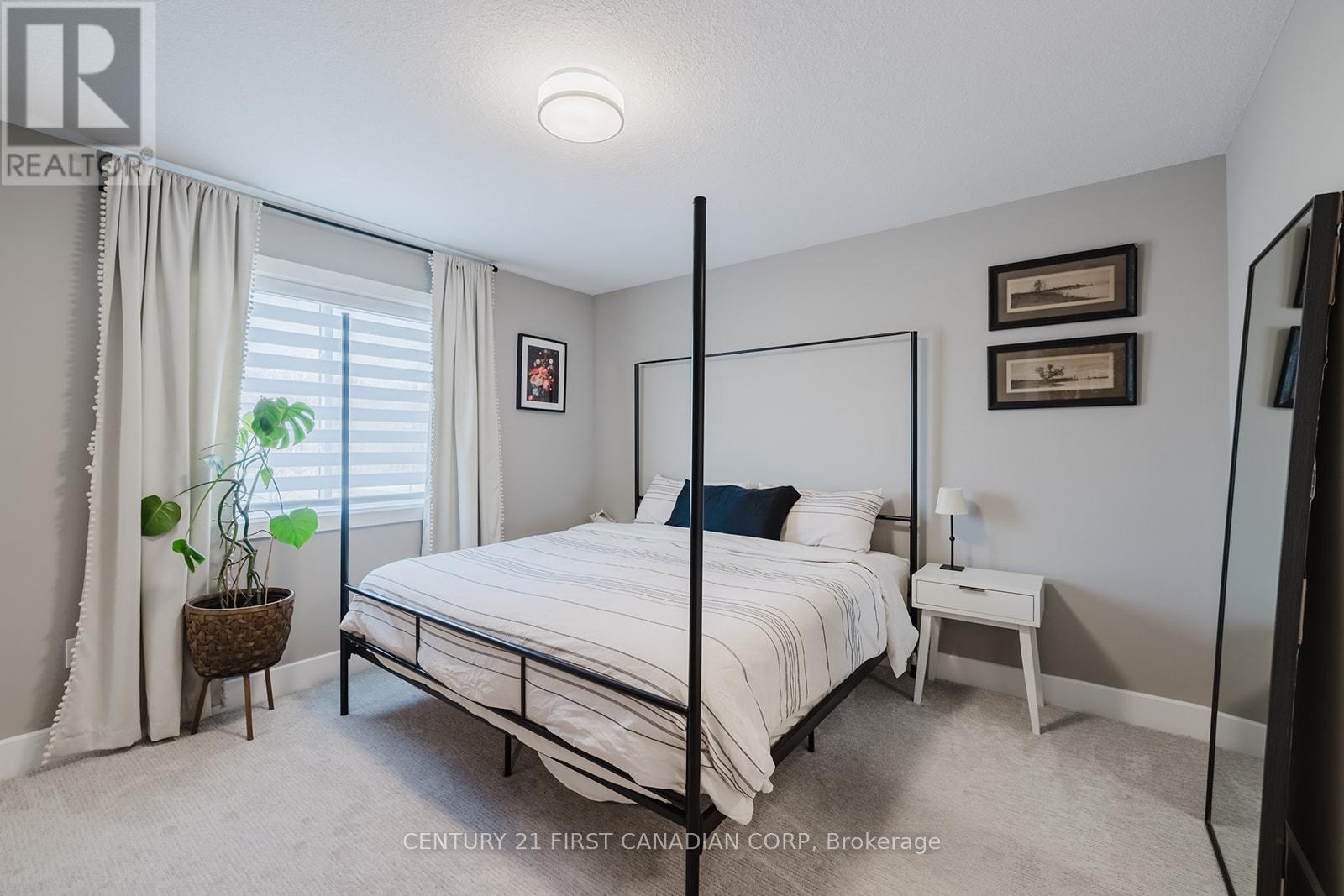 9 - 601 Lions Park Drive, Strathroy-Caradoc, Ontario  N0L 1W0 - Photo 25 - X12313176