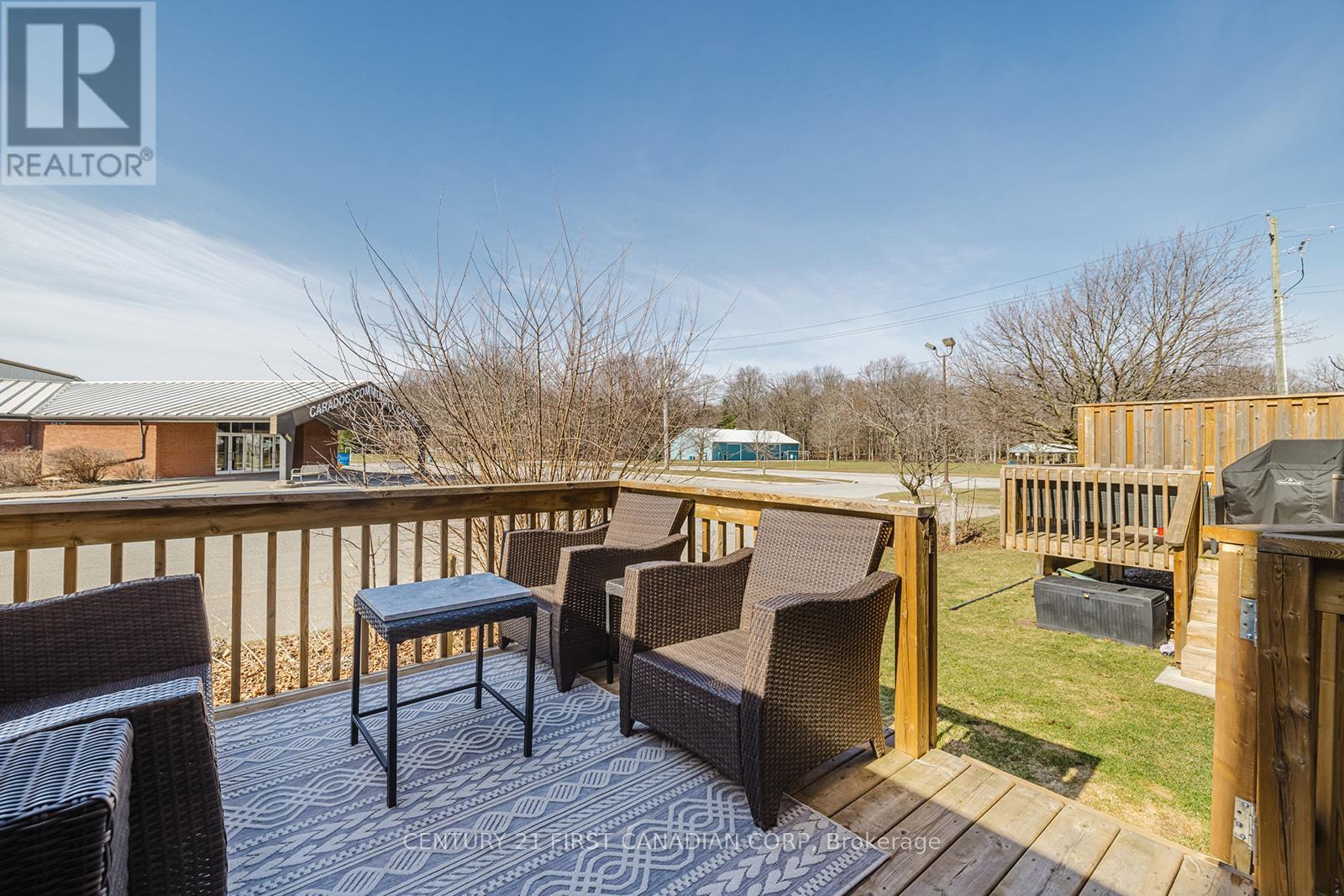 9 - 601 Lions Park Drive, Strathroy-Caradoc, Ontario  N0L 1W0 - Photo 32 - X12313176