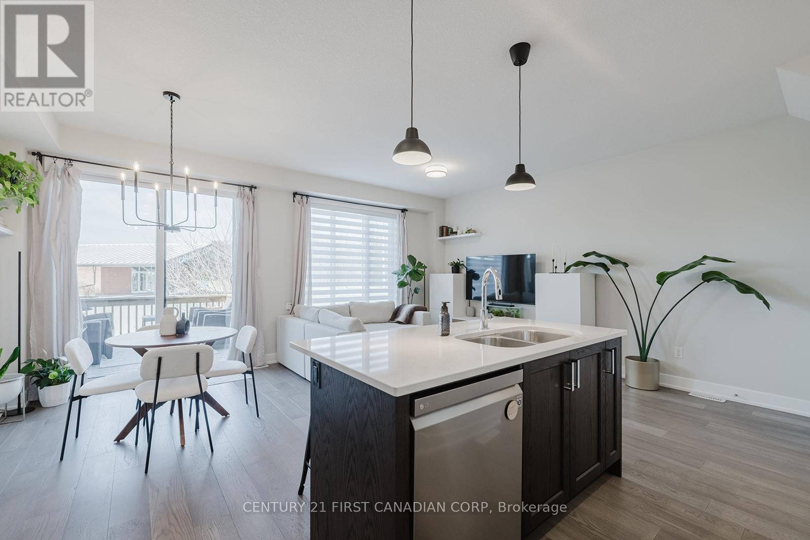 9 - 601 Lions Park Drive, Strathroy-Caradoc, Ontario  N0L 1W0 - Photo 8 - X12313176