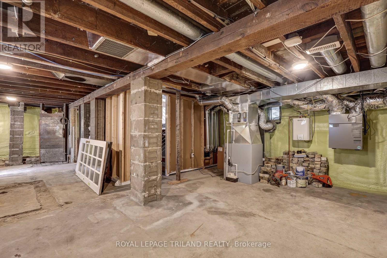 351 Oxford Street E, London East, Ontario  N6A 1V6 - Photo 35 - X12313207