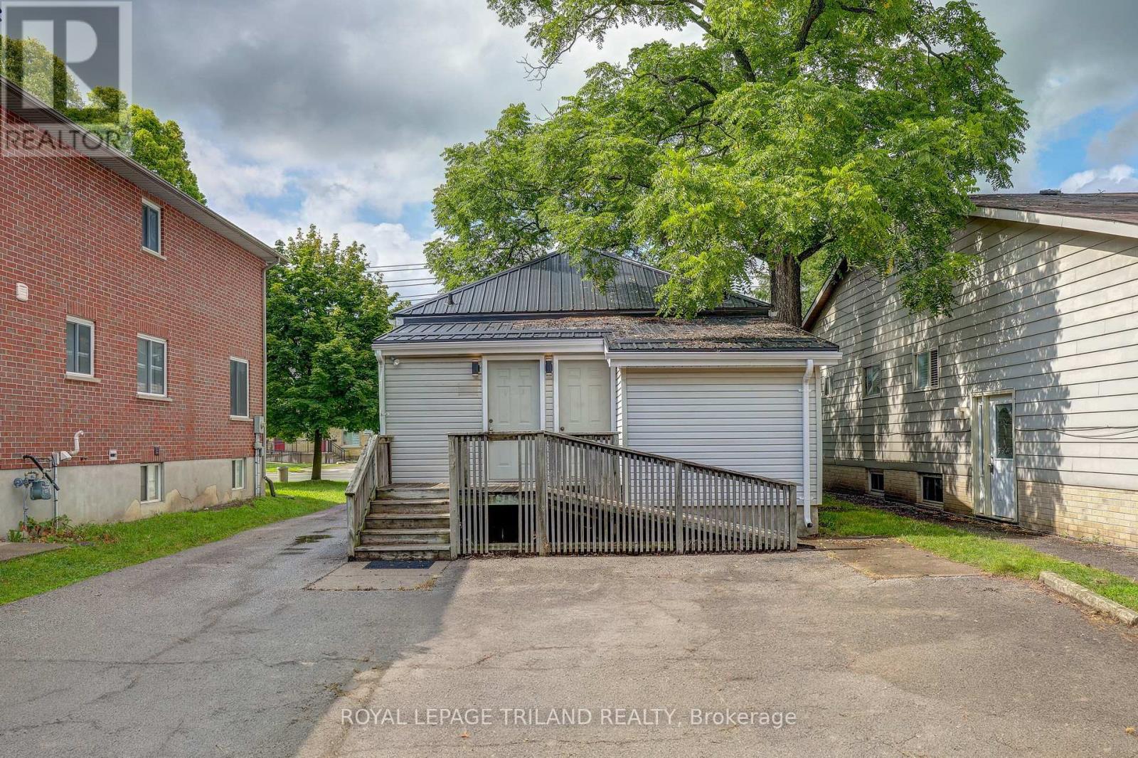351 Oxford Street E, London East, Ontario  N6A 1V6 - Photo 9 - X12313207