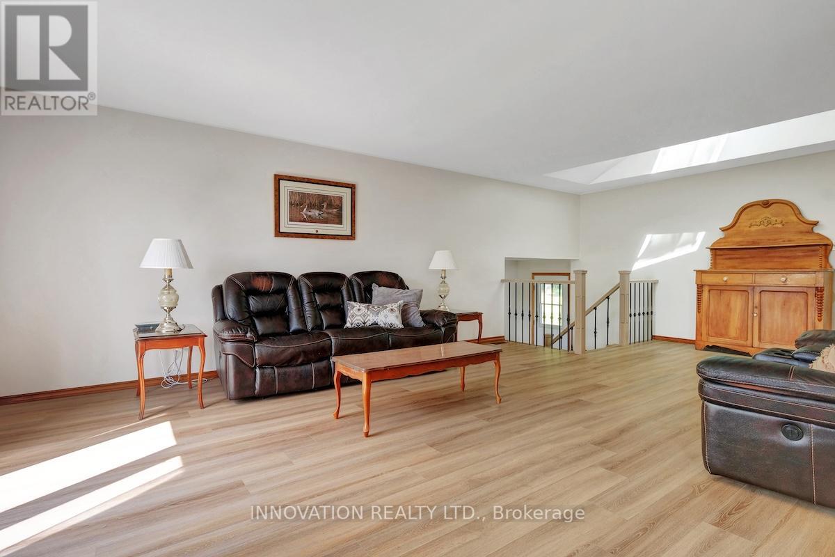 1565 Lindsay Road, North Grenville, Ontario  K0G 1S0 - Photo 10 - X12313126