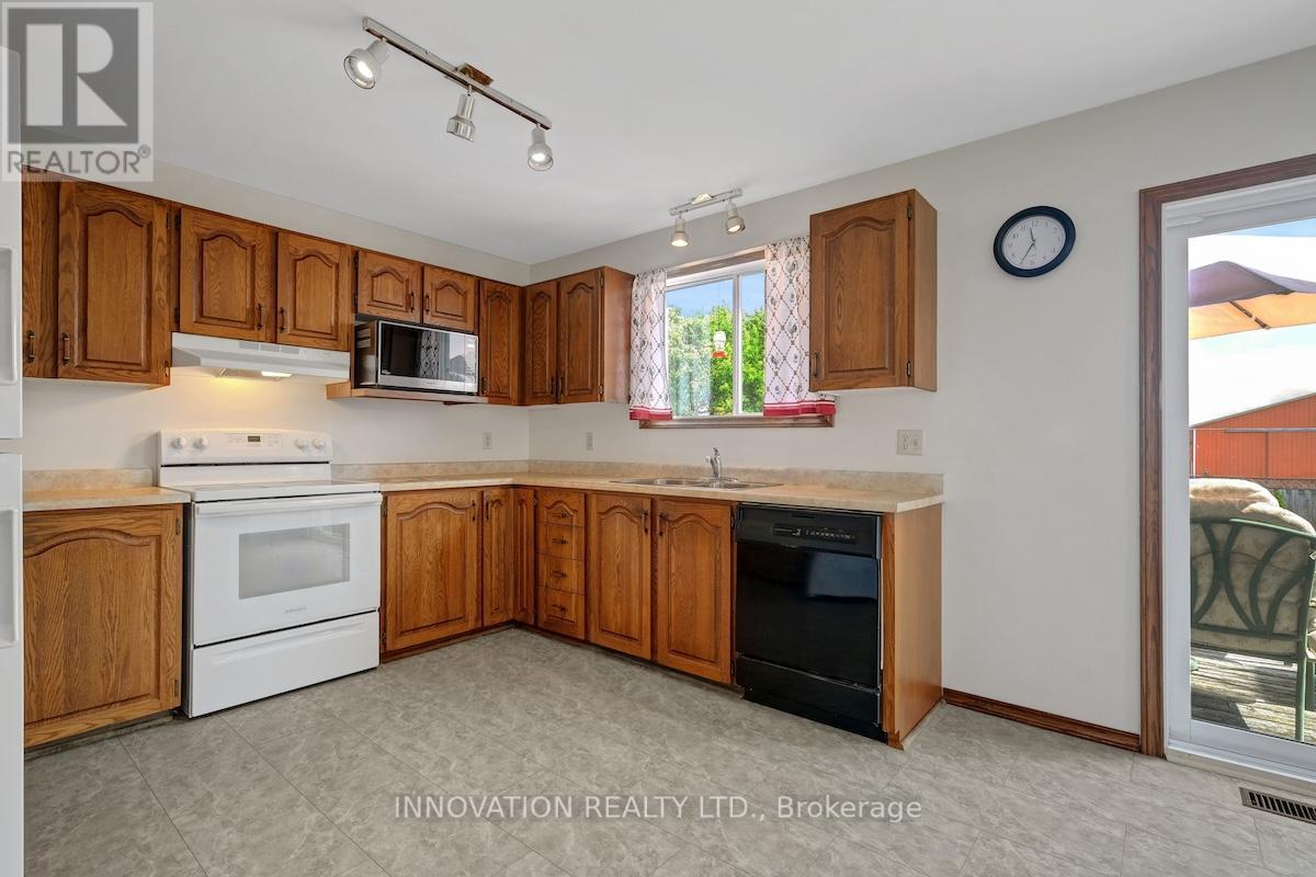 1565 Lindsay Road, North Grenville, Ontario  K0G 1S0 - Photo 15 - X12313126