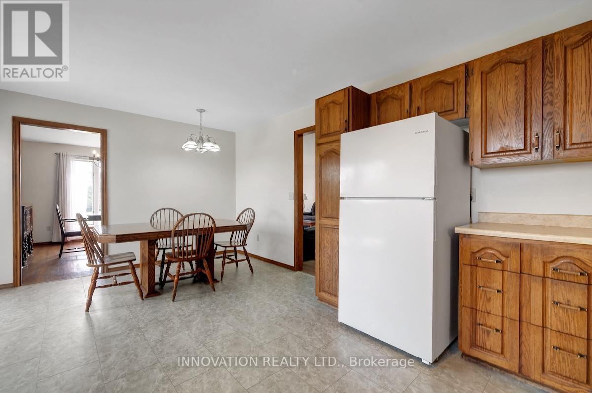 1565 Lindsay Road, North Grenville, Ontario  K0G 1S0 - Photo 16 - X12313126