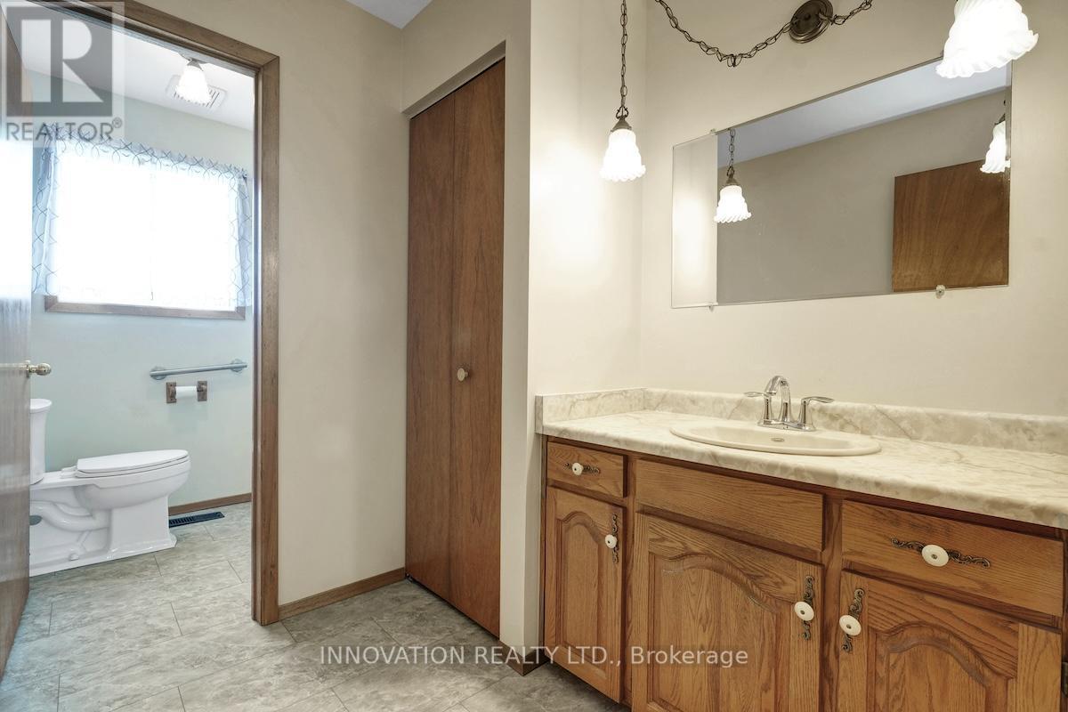 1565 Lindsay Road, North Grenville, Ontario  K0G 1S0 - Photo 24 - X12313126