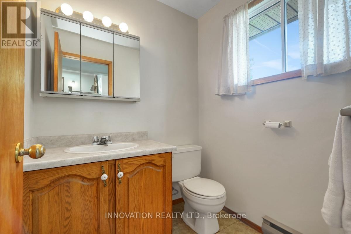 1565 Lindsay Road, North Grenville, Ontario  K0G 1S0 - Photo 6 - X12313126