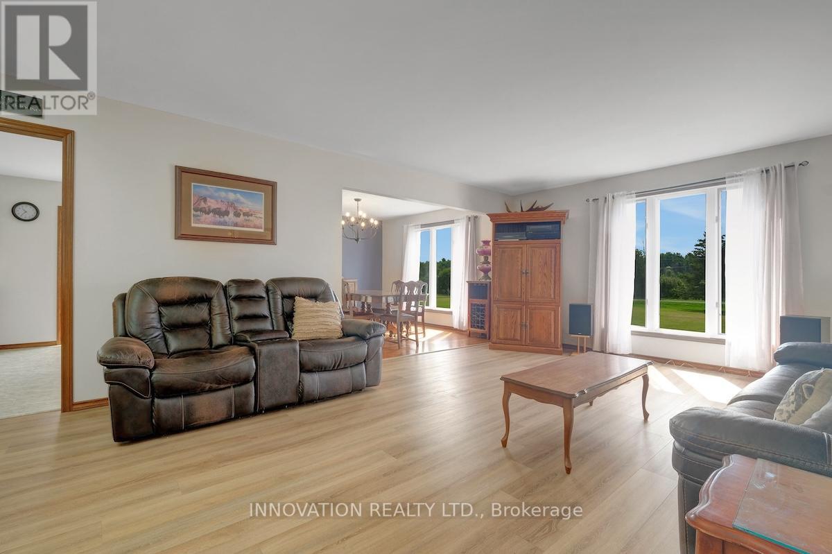 1565 Lindsay Road, North Grenville, Ontario  K0G 1S0 - Photo 8 - X12313126