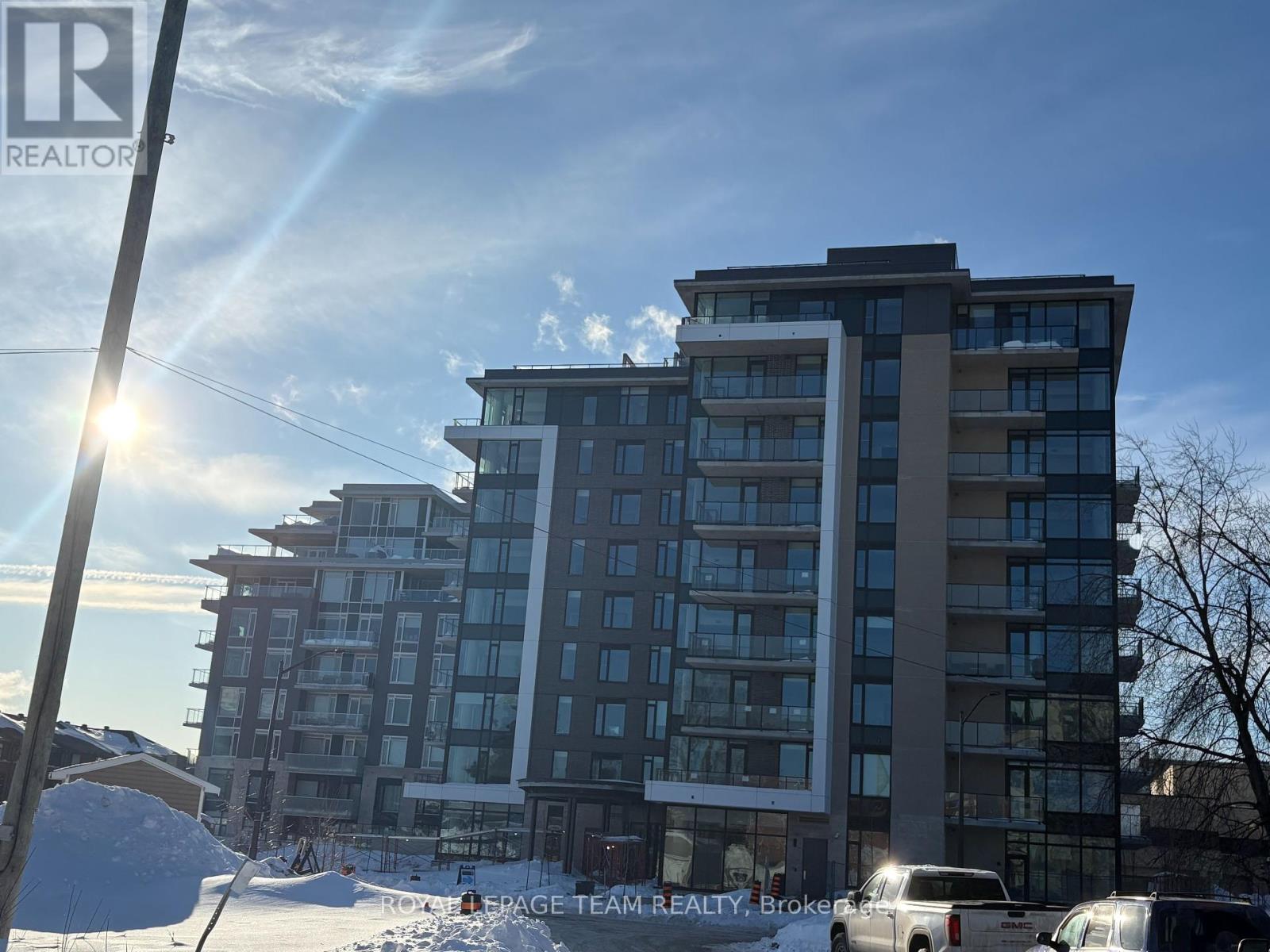 306 - 360 DESCHATELETS AVENUE, Ottawa, Ontario