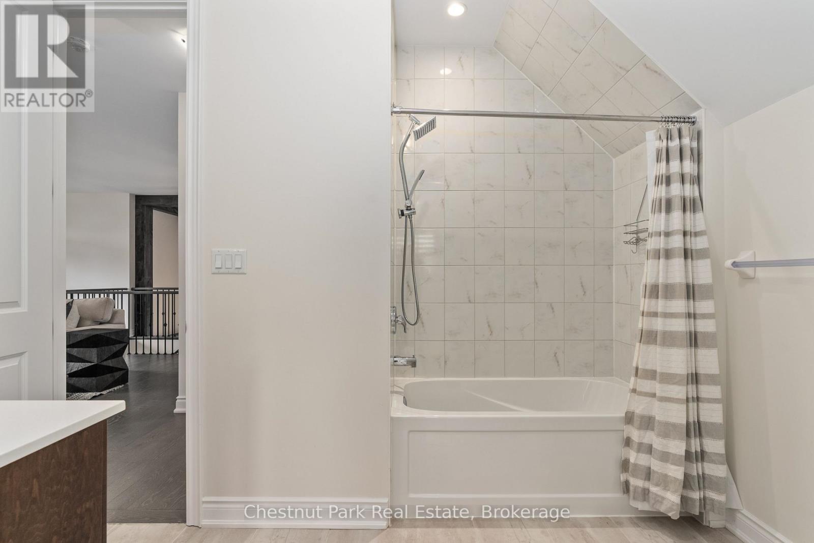 3 Baypoint Court, Gravenhurst, Ontario  P1P 0A2 - Photo 37 - X12313117