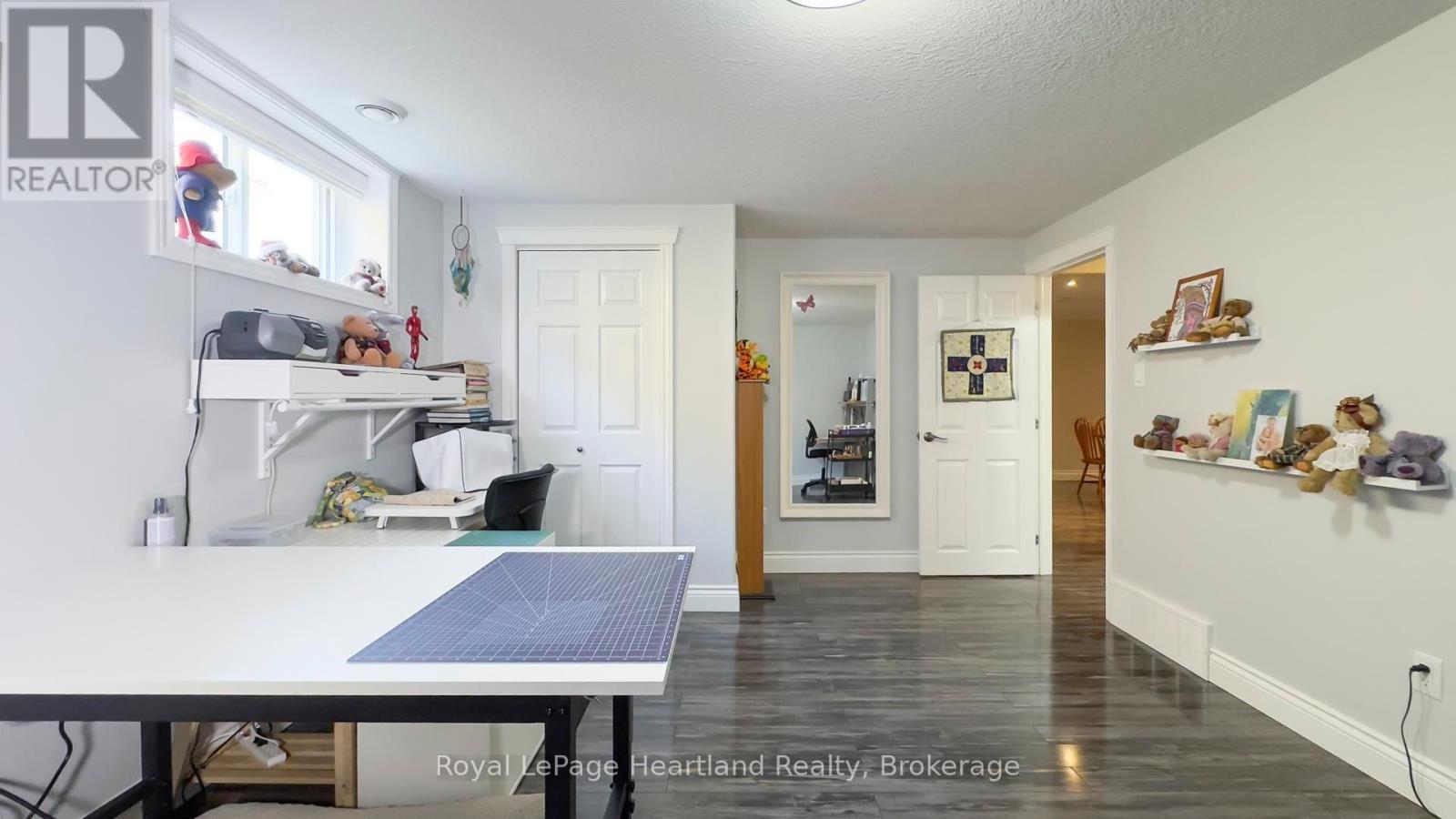 39 Balvina Drive W, Goderich, Ontario  N7A 4L2 - Photo 38 - X12313153