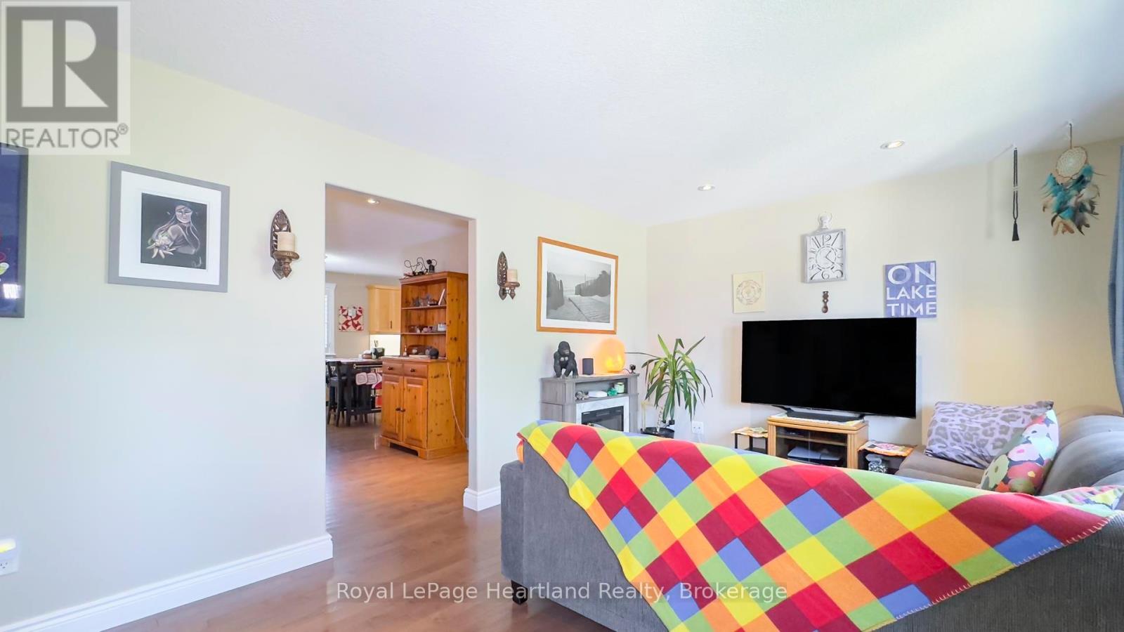 Property at 39 BALVINA DRIVE W image 5