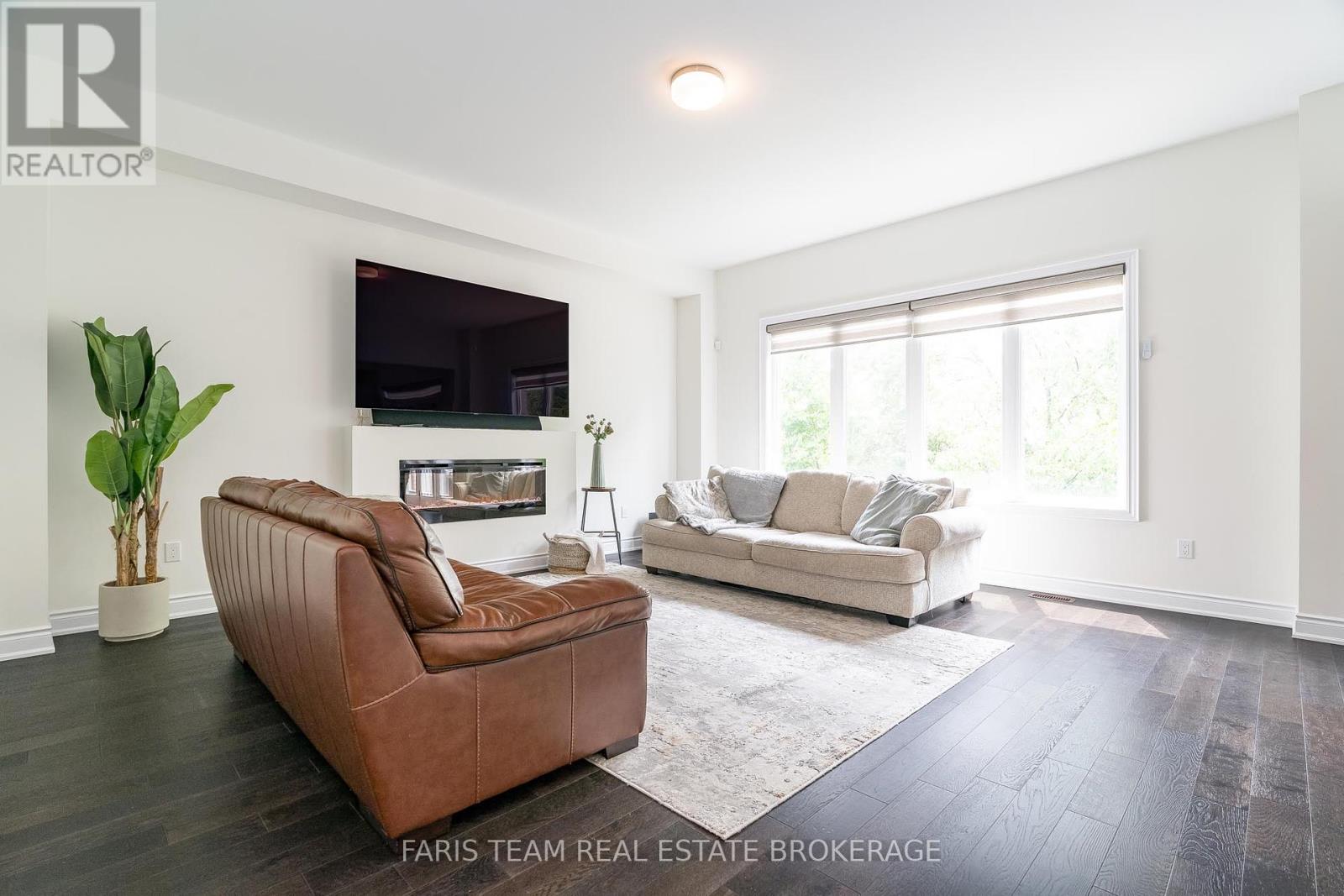 1425 Blackmore Street, Innisfil, Ontario  L9S 0P2 - Photo 13 - N12313065