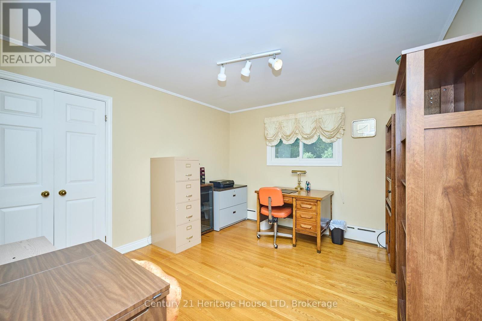 2229 Houck Crescent, Fort Erie, Ontario  L2A 5M4 - Photo 11 - X12313144