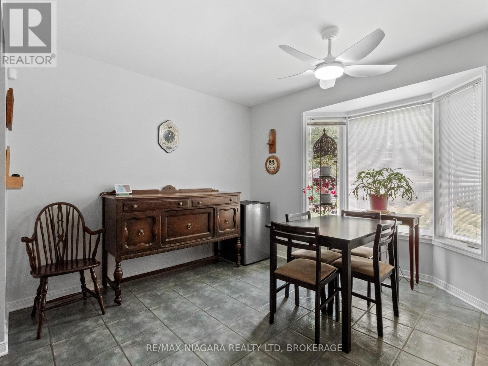 630 Scott Avenue, Fort Erie (Crescent Park), Ontario  L2A 5G2 - Photo 6 - X12313186