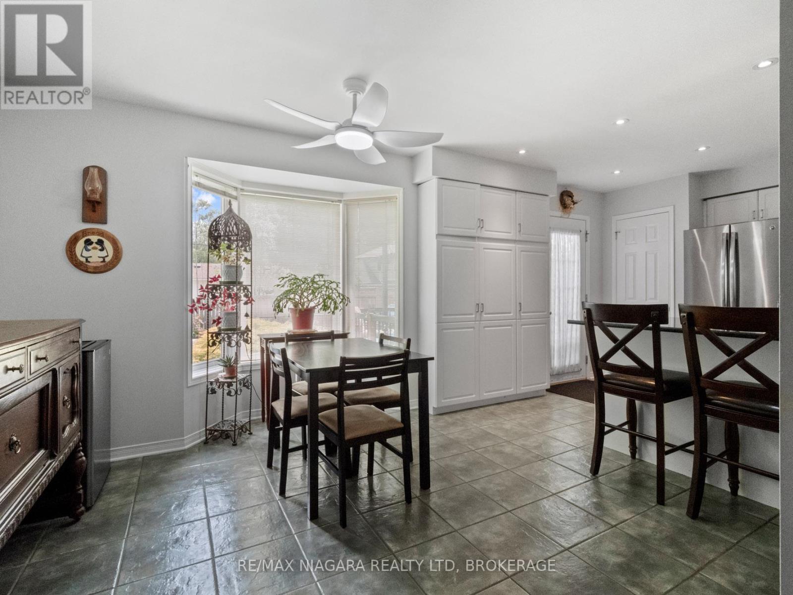 630 Scott Avenue, Fort Erie (Crescent Park), Ontario  L2A 5G2 - Photo 8 - X12313186
