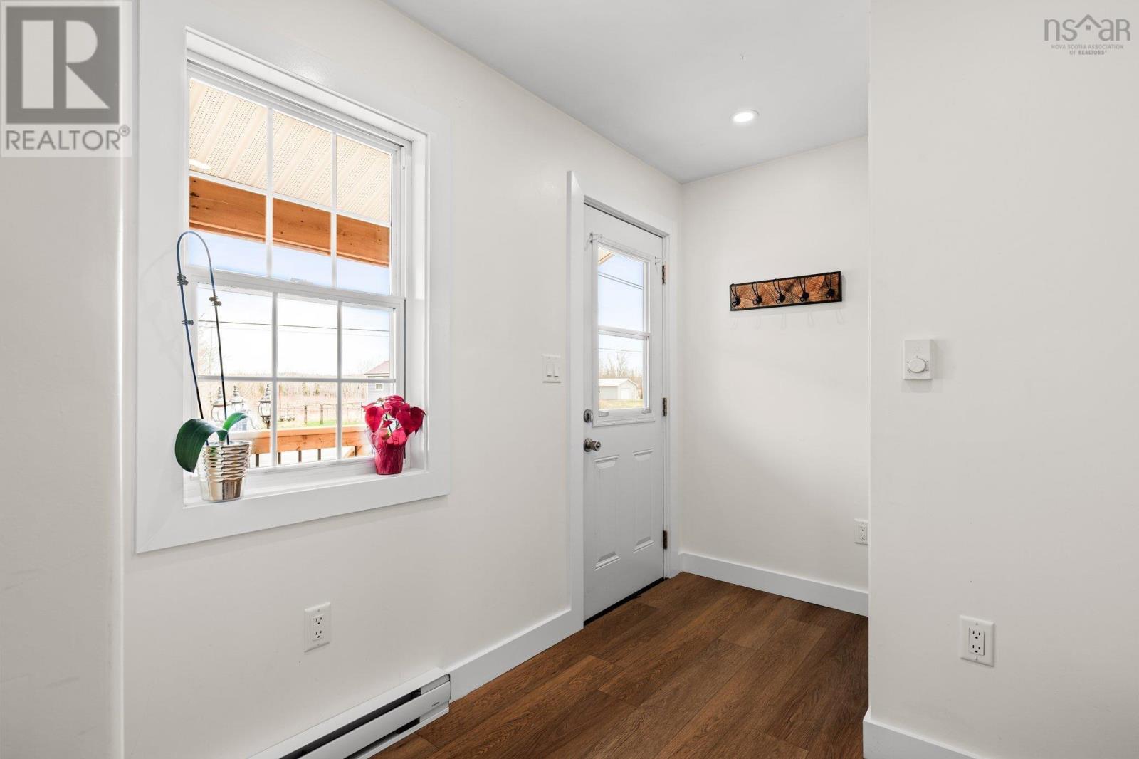 1308 Highway 2, Lantz, Nova Scotia  B2S 1Y8 - Photo 3 - 202509318