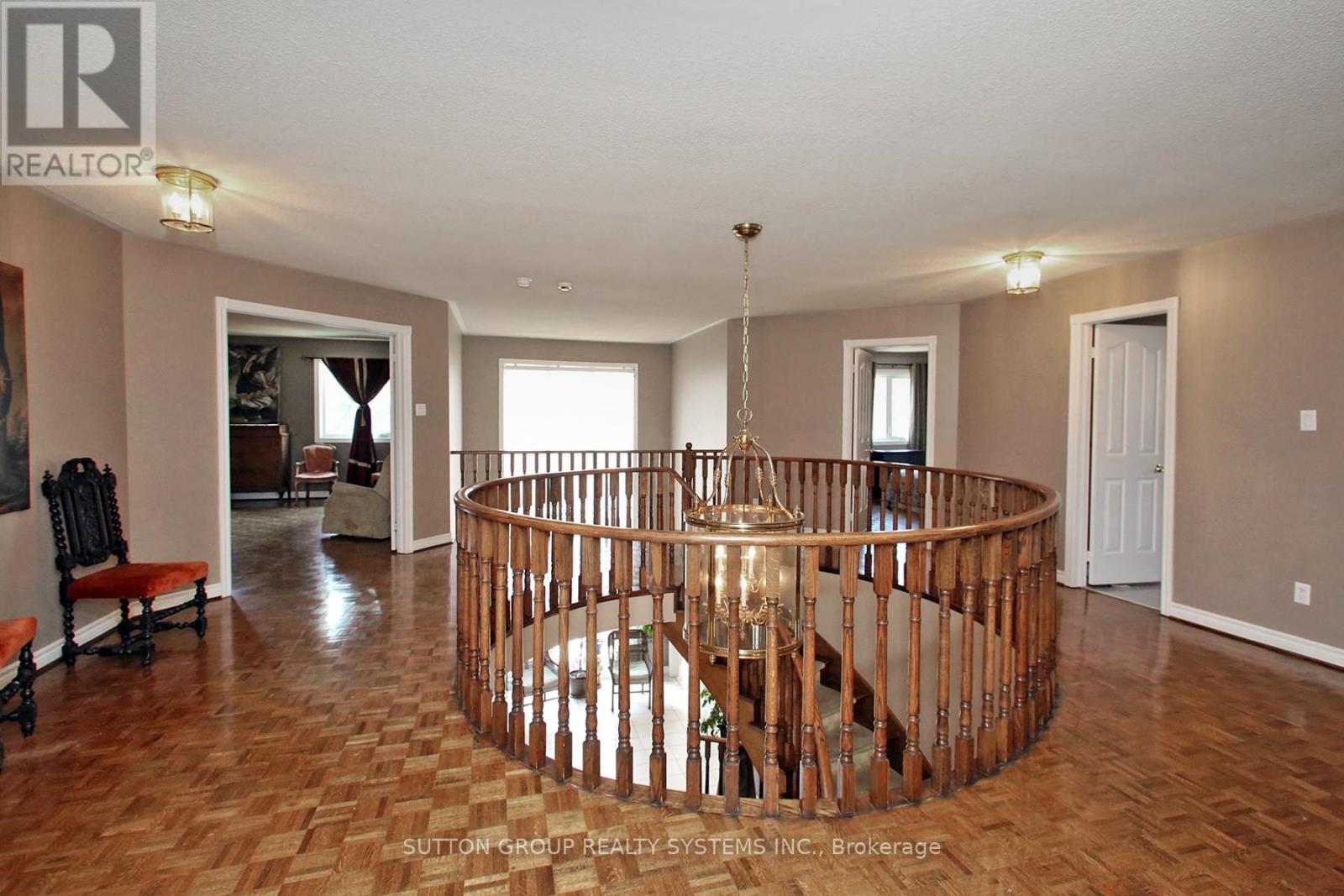 4873 Forest Hill Drive, Mississauga, Ontario  L5M 5B1 - Photo 22 - W12313063