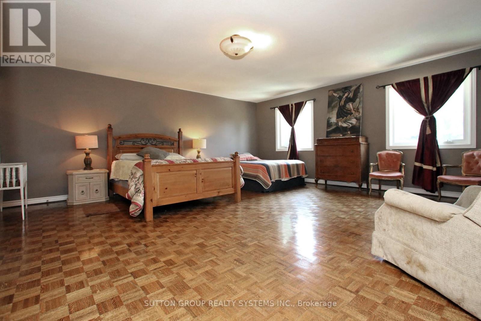 4873 Forest Hill Drive, Mississauga, Ontario  L5M 5B1 - Photo 23 - W12313063