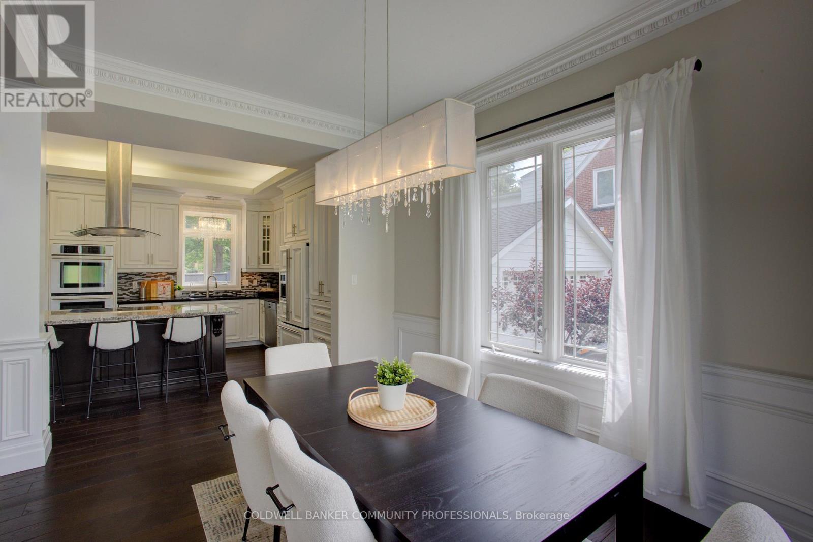 991 Glenwood Avenue, Burlington, Ontario  L7T 2K1 - Photo 11 - W12313102