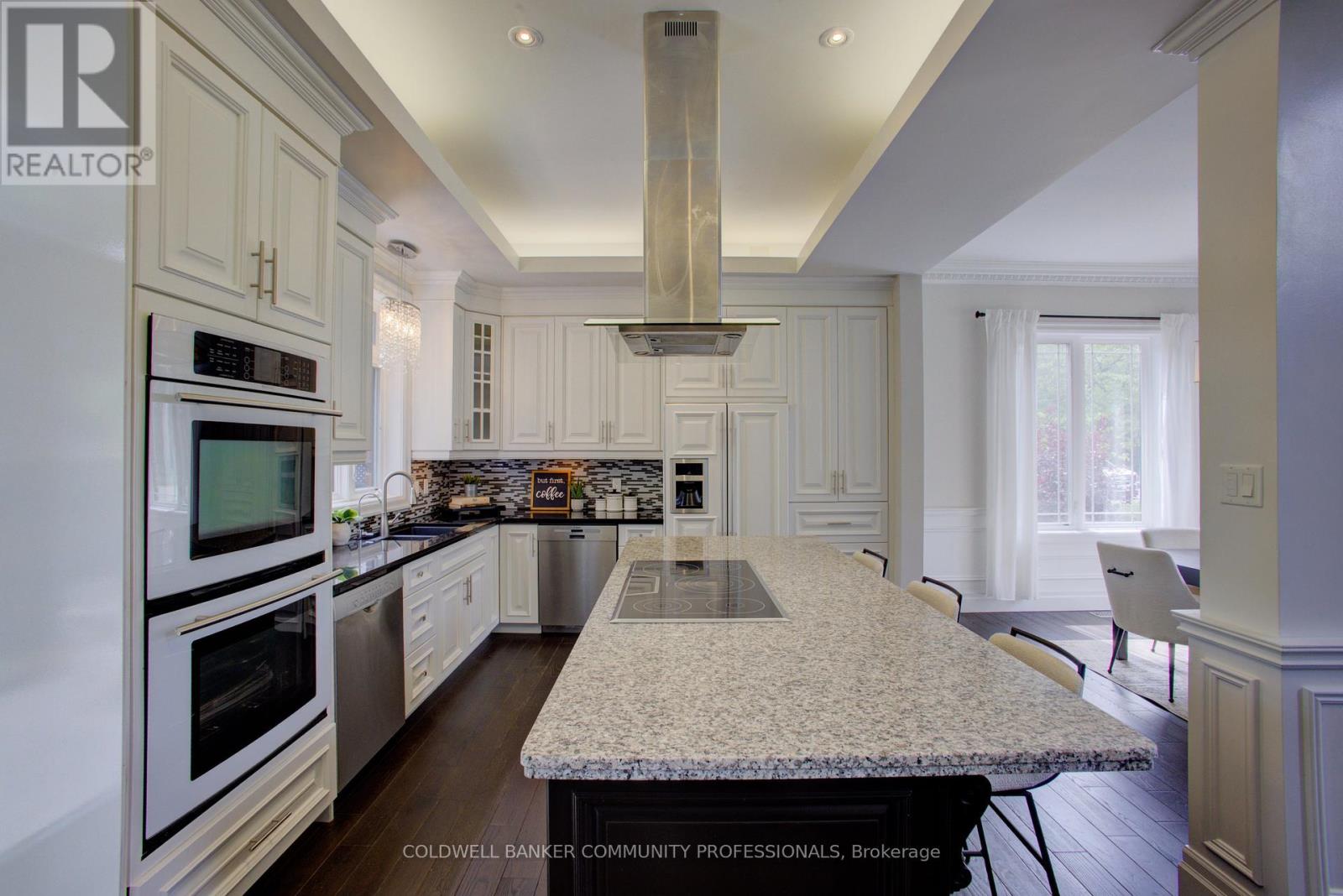 991 Glenwood Avenue, Burlington, Ontario  L7T 2K1 - Photo 15 - W12313102