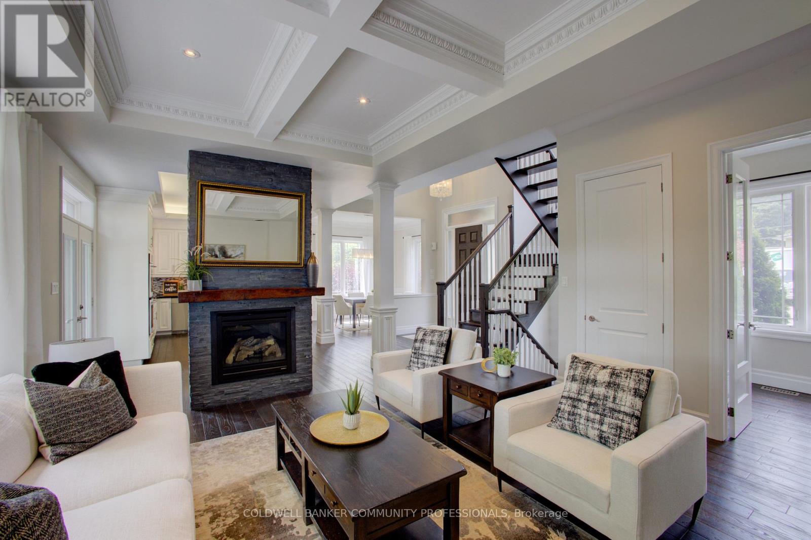 991 Glenwood Avenue, Burlington, Ontario  L7T 2K1 - Photo 19 - W12313102