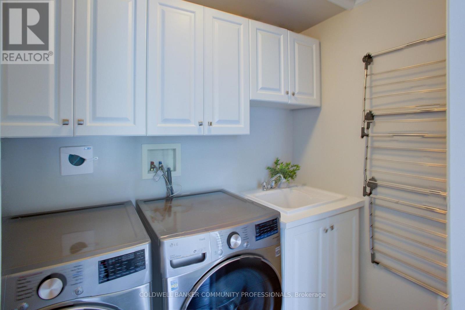 991 Glenwood Avenue, Burlington, Ontario  L7T 2K1 - Photo 31 - W12313102