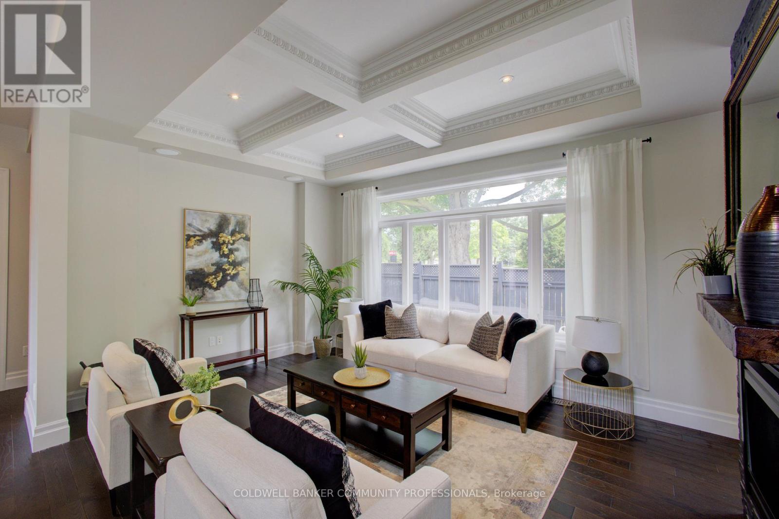 991 Glenwood Avenue, Burlington, Ontario  L7T 2K1 - Photo 7 - W12313102